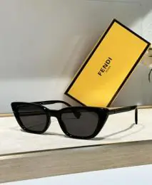 fendi aaa qualite lunettes de soleil s_121533b